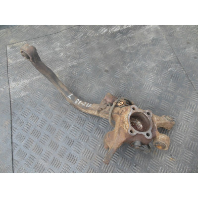  Кулак задний левый к  Mitsubishi  Galant,  1998