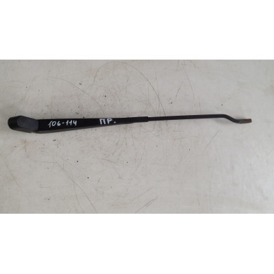  Щеткодержатель (поводок стеклоочистителя, дворник) к  Ford  Escort,  1998