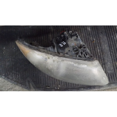  Фара правая к  Dodge  Grand Caravan,  2002