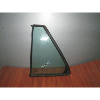 Стекло двери задней левой к  Mercedes  C W202,  1998