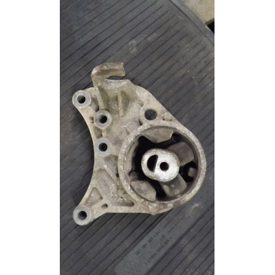 Кронштейн КПП к  Dodge  Grand Caravan,  2002