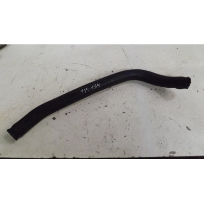  Патрубок (трубопровод, шланг) к  Audi  100,  1988