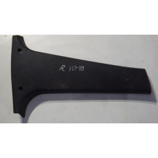  Обшивка стойки центральной правой к  Citroen  Xantia,  1996