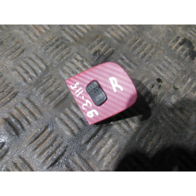  Кнопка стеклоподъемника переднего правого к  Alfa Romeo  146,  1999