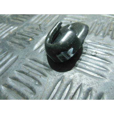  Направляющая шторки багажника (салазки) к  Mercedes  E W210,  2001