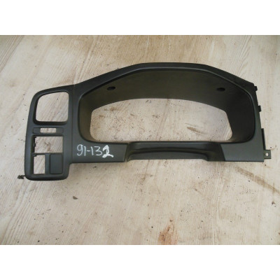 Накладка декоративная на торпедо к  Nissan  Primera,  1998