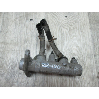 Цилиндр тормозной главный к  Mitsubishi  Lancer,  1994