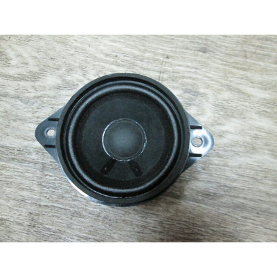  Динамик к  Porsche  Cayenne,  2008