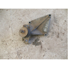  Кронштейн двигателя к  Renault  Megane,  1999