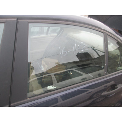  Стекло двери задней левой к  BMW  3 E46,  1998