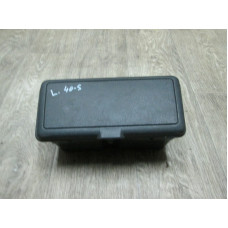  Подстаканник к  Mitsubishi  Space Wagon,  1996