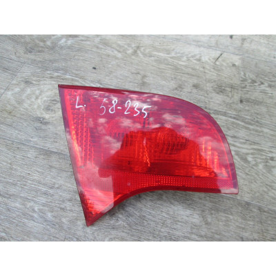  Фонарь крышки багажника левый к  Audi  A4,  2005