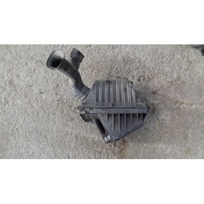 Корпус воздушного фильтра к  Nissan  Primera,  1997