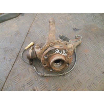  Ступица передняя правая к  Opel  Vectra,  1998