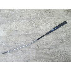  Щеткодержатель (поводок стеклоочистителя, дворник) к  Mazda  626,  1996