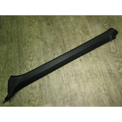  Обшивка стойки передней левой к  Audi  100,  1989