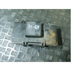  Блок предохранителей к  Audi  100,  1989