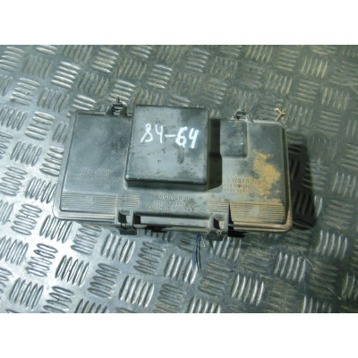  Блок предохранителей к  Audi  100,  1989