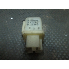  Реле (прочие) к  Nissan  Primera,  1993