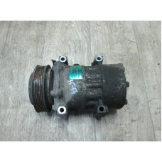  Компрессор кондиционера к  Renault  Laguna,  1999