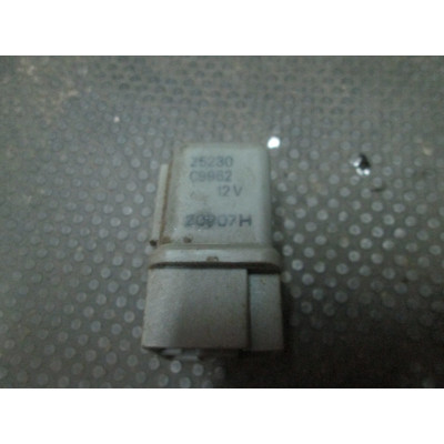  Реле (прочие) к  Nissan  Primera,  1993