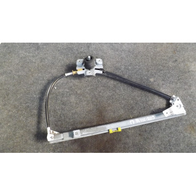 Стеклоподъемник передний правый к  Renault  Megane,  1998