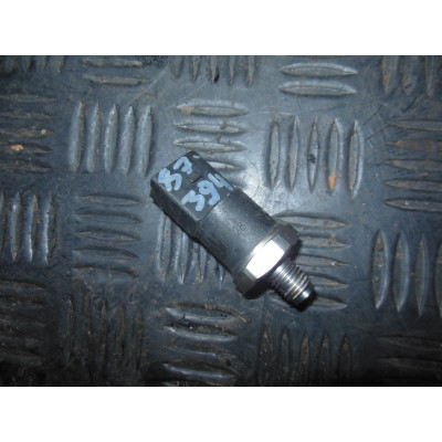  Датчик давления топлива к  Mercedes  E W210,  2001