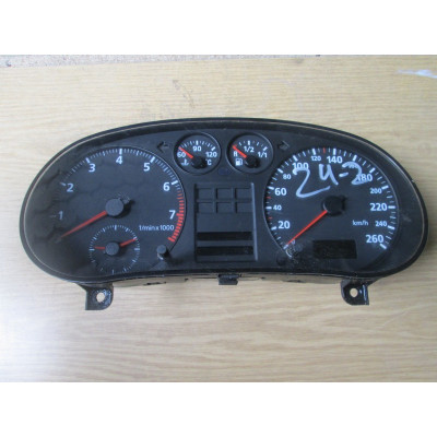 Щиток приборов (приборная панель) к  Audi  A3,  1998