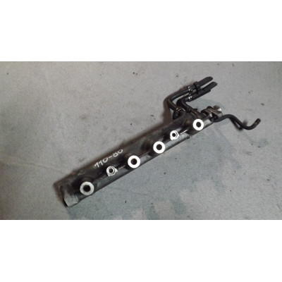  Топливная рампа к  Renault  Laguna,  1997