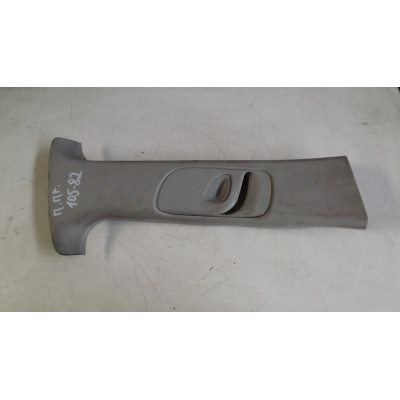  Обшивка стойки центральной правой к  Opel  Zafira,  2000