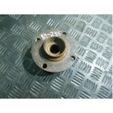  Ступица передняя правая к  Audi  100,  1989