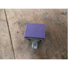  Реле (прочие) к  Renault  Laguna,  1999