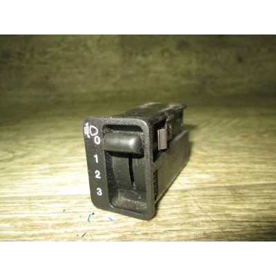  Кнопка корректора фар к  Rover  416,  1998
