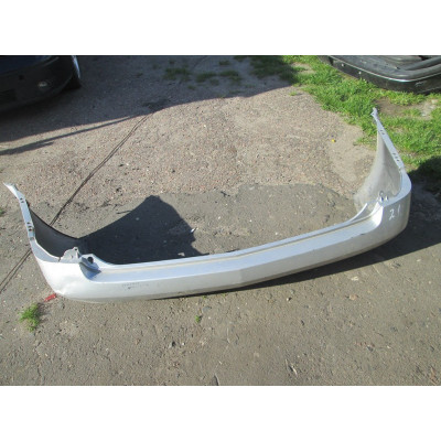  Бампер задний к  Nissan  Primera,  2001