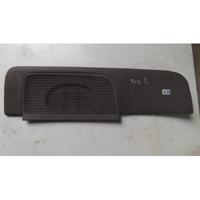  Пластик багажника к  Dodge  Grand Caravan,  2002