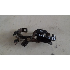  Кнопка открытия лючка топливного бака к  Daewoo  Leganza,  1997