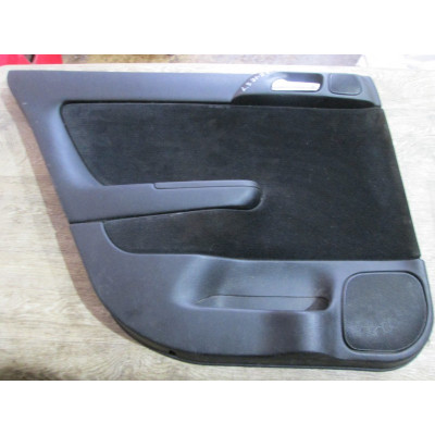  Обшивка двери задней левой (дверная карта) к  Opel  Astra,  2000