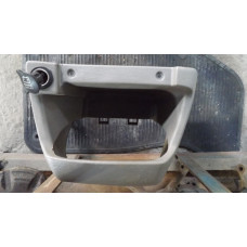  Накладка декоративная центральной консоли к  Dodge  Grand Caravan,  2002