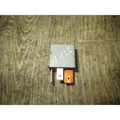  Реле (прочие) к  Volkswagen  Golf,  1996