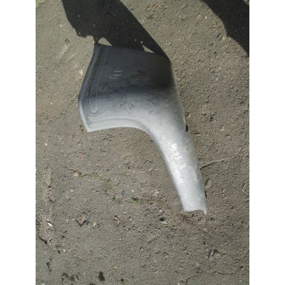  Бампер задний к  Nissan  Vanette,  1999