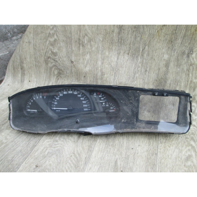  Щиток приборов (приборная панель) к  Opel  Omega,  1999