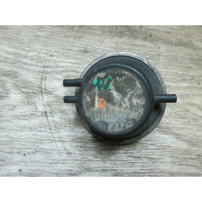  Клапан воздушный к  Mazda  626,  1996