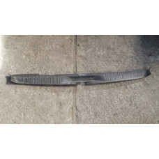  Пластик багажника к  Ford  Mondeo,  1998