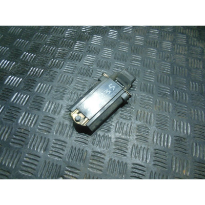  Ограничитель открывания двери к  Mercedes  E W210,  2001