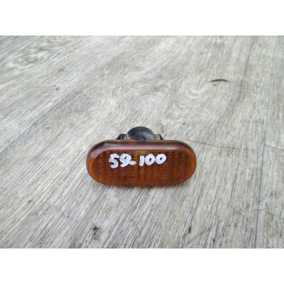  Повторитель передний правый к  Renault  Laguna,  1996