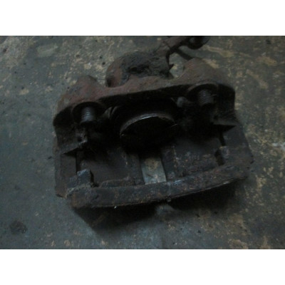  Суппорт передний правый к  Audi  100,  1985