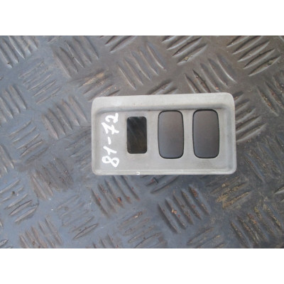  Заглушка к  Mitsubishi  Galant,  1998