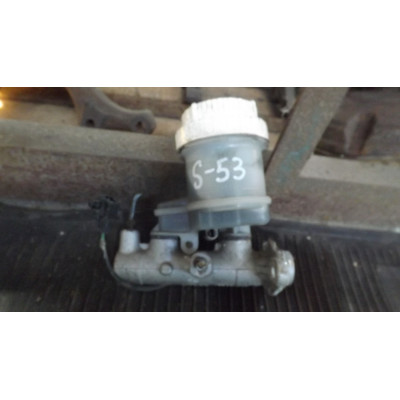  Цилиндр тормозной главный к  Mitsubishi  Colt,  1998