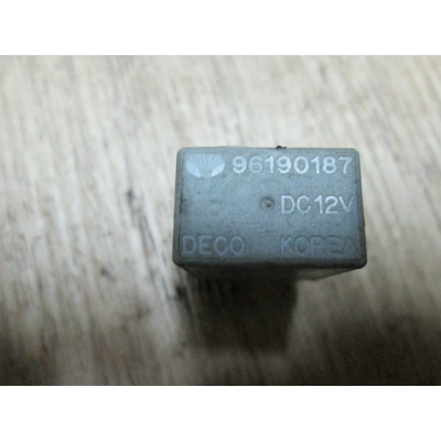  Реле (прочие) к  Daewoo  Nubira,  1998