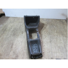  Консоль салона (кулисная часть) к  Volkswagen  Golf,  1995